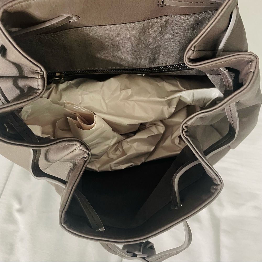 🤎 a.n.a Backpack - Picture 5 of 10